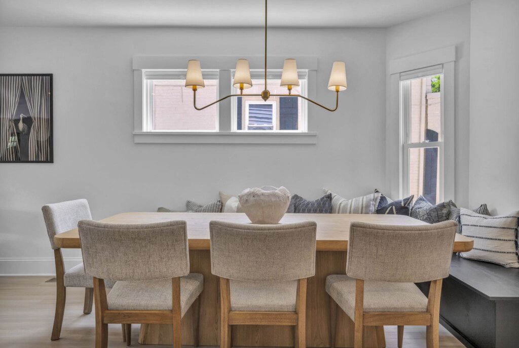 1944 W 54th St 10