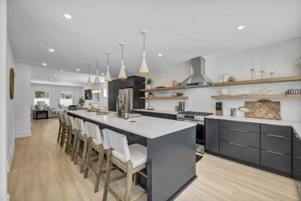 1944 W 54th St 15