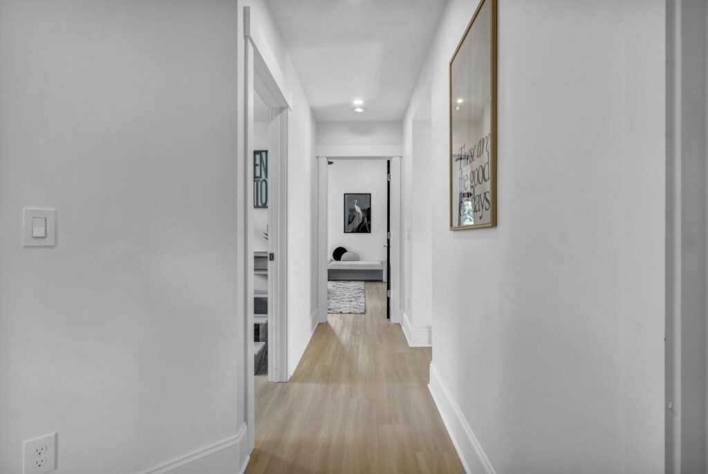 1944 W 54th St 42