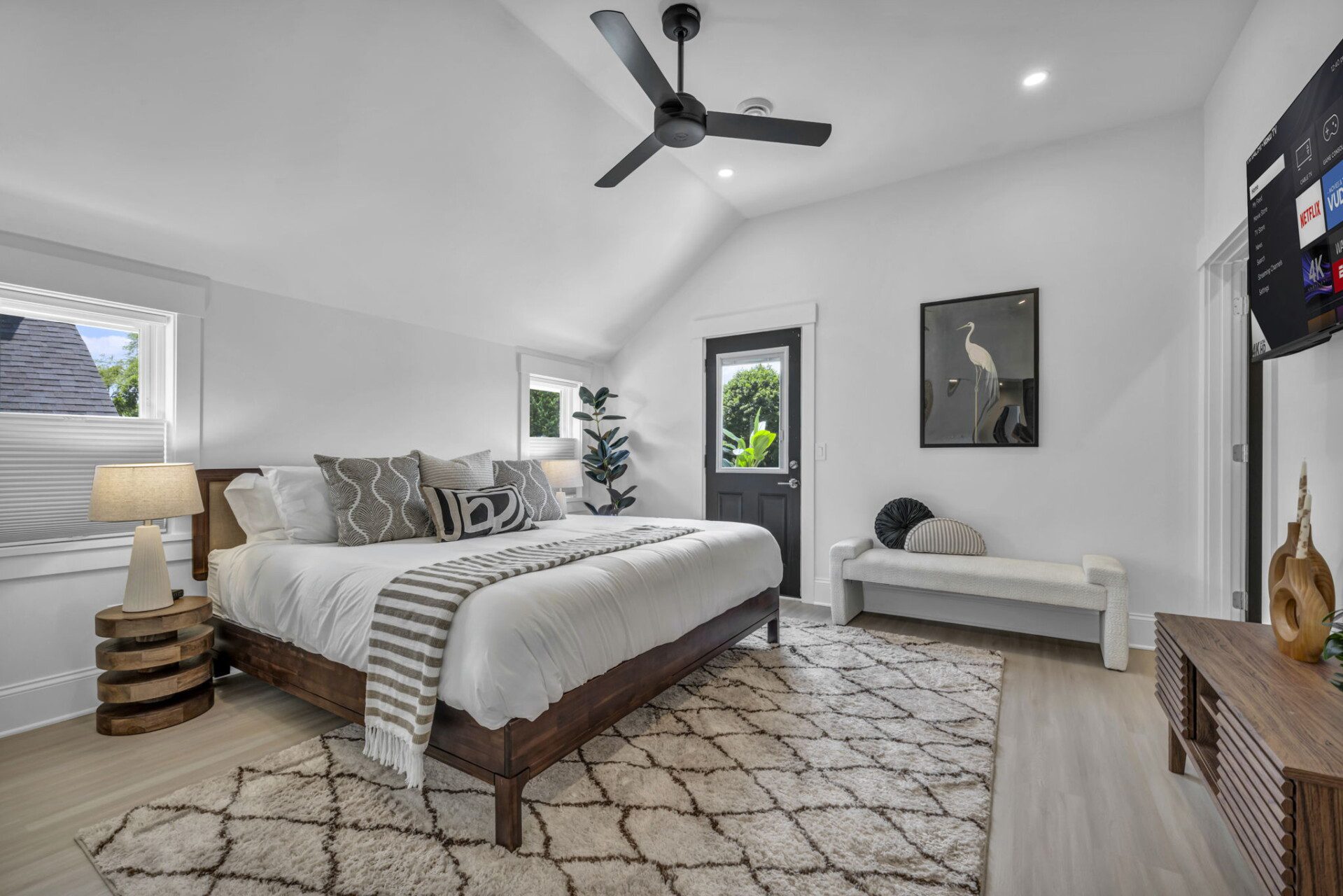 1944 W 54th St 43