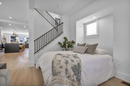 1944 W 54th St 60