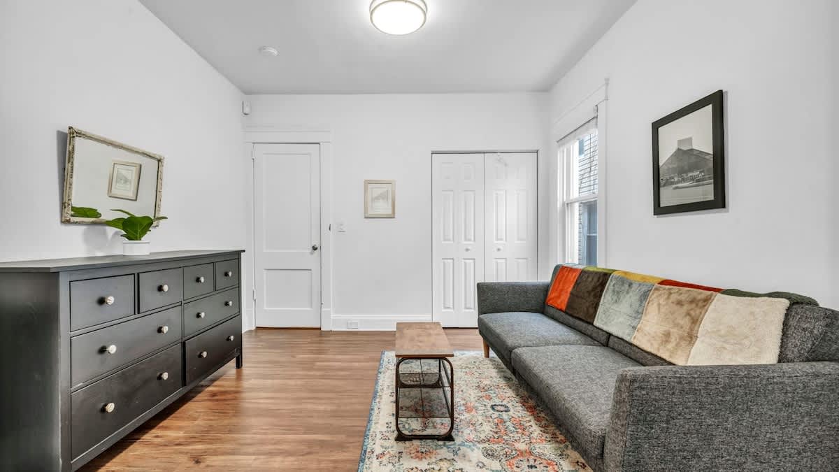 8c8b8c84 fd4a 43 TLYhv.jpg