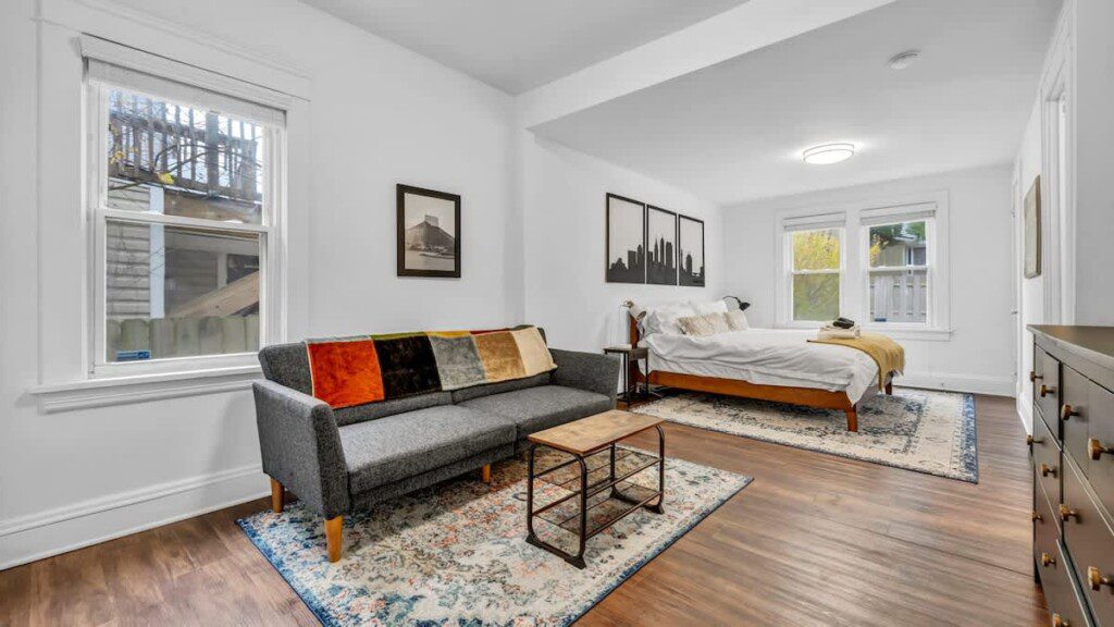 e2964ff3 d70d 42 8x4aY.jpg