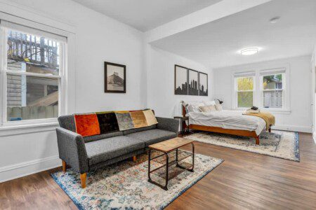 e2964ff3 d70d 42 8x4aY.jpg