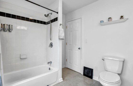 1005c093 f6a3 43 qwlKc.jpg