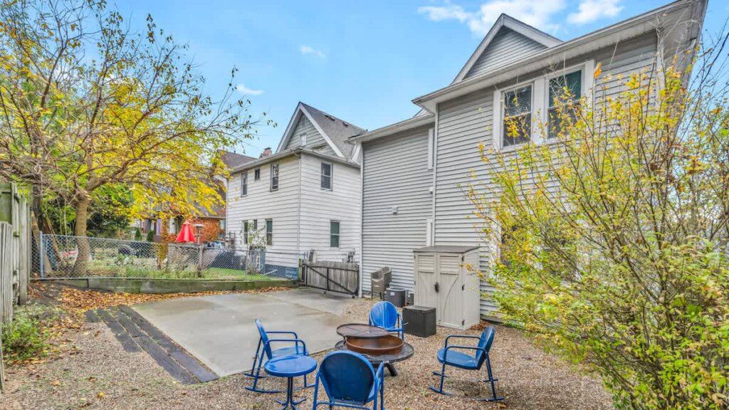 1f7f4452 b508 4c GXVvO.jpg