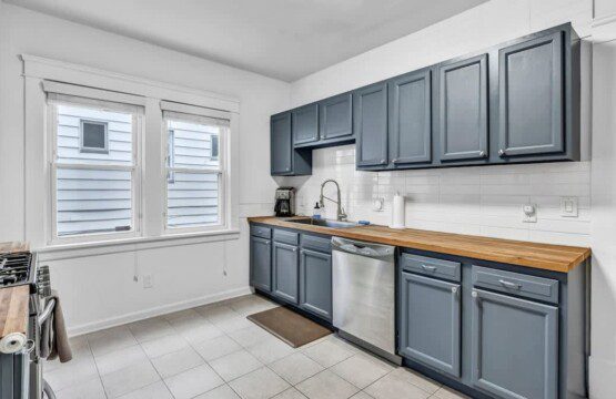 3f92a000 53a3 4c MT7Ek.jpg