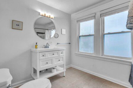 c459165d 49e6 40 G27OP.jpg