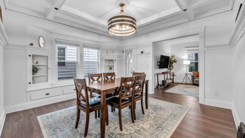 c9e6d7d0 ff8f 46 0BV7M.jpg